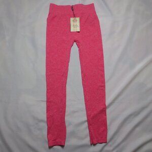 NWT RIVA USA womens LEGGINGS athletic PINK stretch ONE SIZE